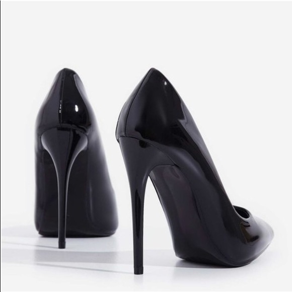 BASIC BLACK PUMP - Picture 2 of 6